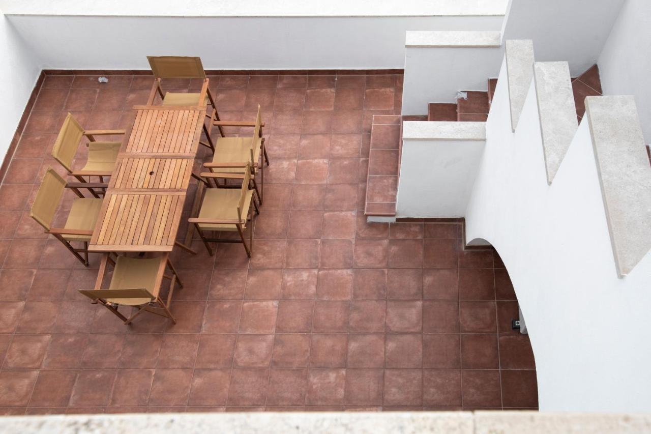 Chic, Stylish Traditional Townhouse With Terrace - خليج سانت بول المظهر الخارجي الصورة